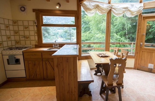 Villa La Angostura Cabin | Le Pommier 1 | Cabañas frente al Lago y con Pileta Climatizada