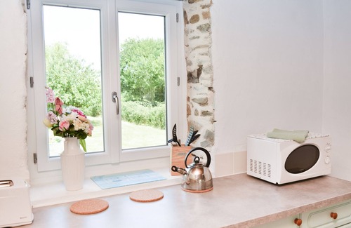Madre Cottage | Le Pommier 3 bedroom gite (1 of 3) with pool near Bagnoles de l'Orne