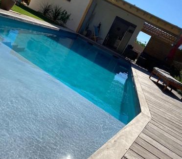 Santa Cruz Bed & Breakfast | le pool house