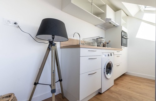 Lorient Apartment | Le Poulorio 12 - T2 - Proche Gare - dernier étage * By Locly *