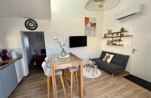 Salinelles Apartment | Le pouticaire