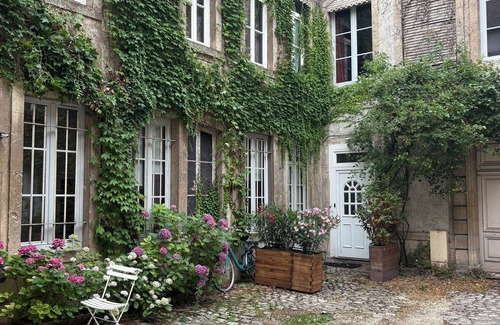 Dijon Centre Ville Apartment | Le Préfecture - Haussmann-style in the heart of Dijon