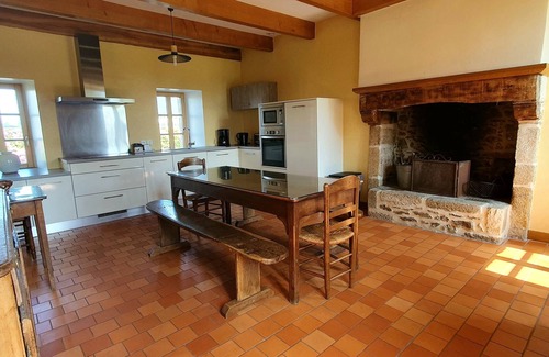 Montsurvent House | Le Presbytère Proche de la mer