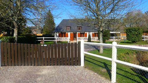 Beaumesnil House | Le Pressoir