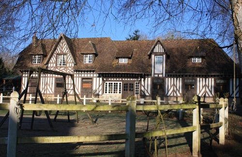 Surville Bed & Breakfast | Le Prieuré Boutefol