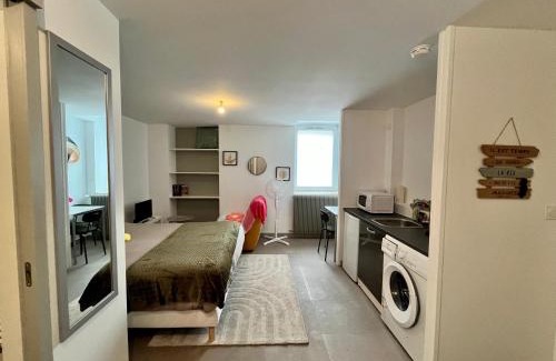 Rives Apartment | Le ptit chez soi by LPNL