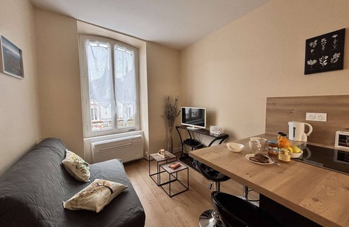 Chatel-Guyon Apartment | Le Puy de Dôme "202" ★1 bedroom ★Wifi