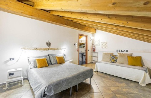 Cardano al Campo House | Le Quattro Stelle Villa