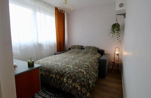 Laon Apartment | Le Rétro de la Gare - FloBNB