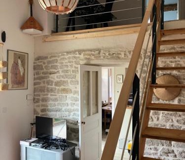 Bussy-le-Grand House | Le rabutinage