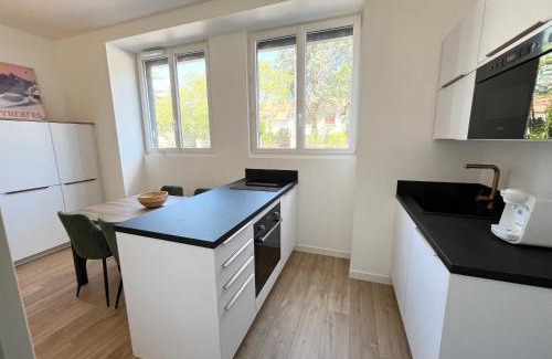 Tarbes Apartment | Le Raffiné LOUSTAL-OC TARBES PYRÉNÉES
