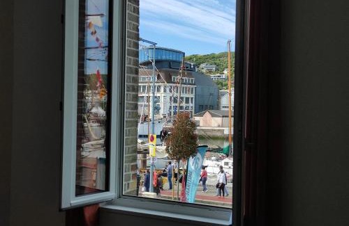 Fecamp Apartment | LE REFLET DES VOILES FACE AU PORT DE FECAMP