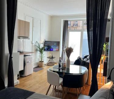 Saint-Lambert Apartment | Le refuge du 15