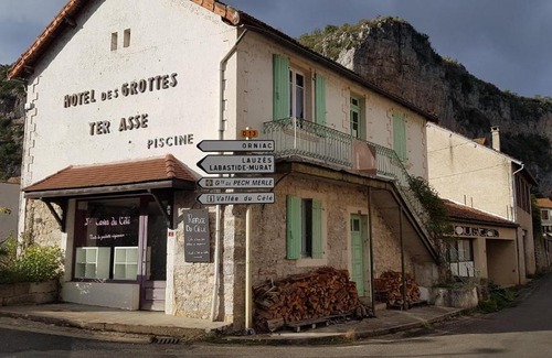 Cabrerets Hotel | Le Refuge du Cele