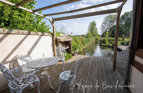 Arnieres-sur-Iton House | Le Refuge du Bois D'amour