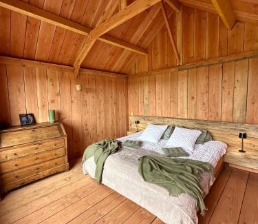 Glanville Other | Le Refuge en bois nuit insolite en pleine Nature