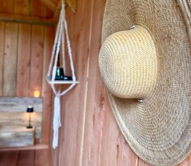Glanville Other | Le Refuge en bois nuit insolite en pleine Nature