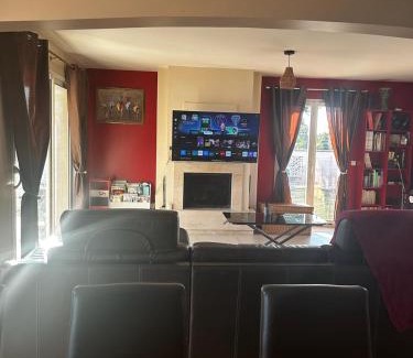 Janneyrias House | le relai du parking futé