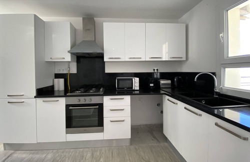 La Marsa Apartment | Le Relais: Apt de luxe à 5mn de la marsa
