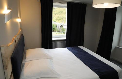 Recoules-d'Aubrac Hotel | Le Relais de l'Aubrac