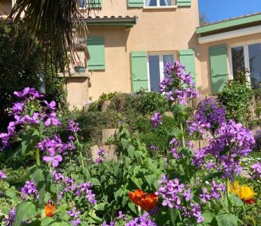 Francheville Bed & Breakfast | Le Relais des Malettes Chambres d'hôtes B&B