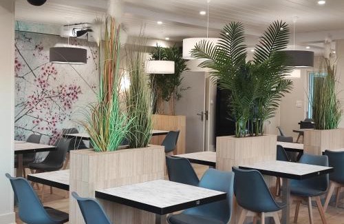 Taule Hotel | Le Relais des Primeurs LOGIS HOTEL