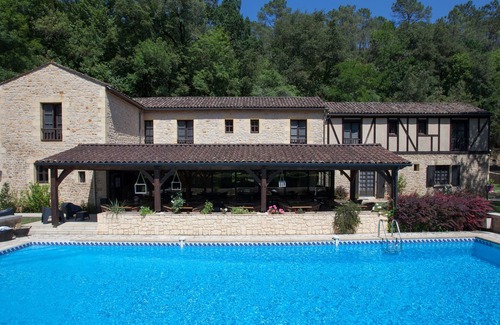 Carsac-Aillac Hotel | Le Relais du Touron