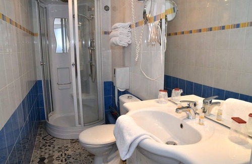 Aurillac Hotel | Le Renaissance