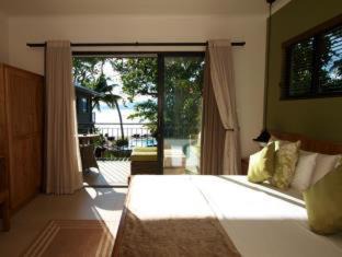 La Digue Hotel | Le Repaire - Boutique Hotel & Restaurant