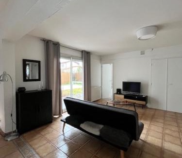 Villenave-d'Ornon Villa | Le repos avec piscine proche de Bordeaux