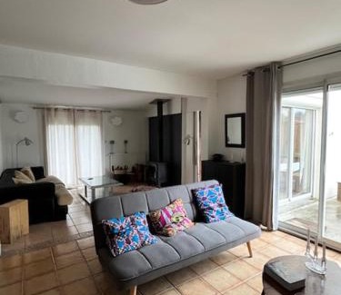 Villenave-d'Ornon Villa | Le repos avec piscine proche de Bordeaux