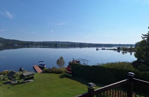 Disraeli Ski Chalet | Le Repos Du Lac Aylmer