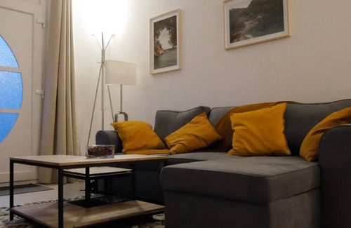 Ozoir-la-Ferriere Apartment | Le RepOzoir, une halte entre Paris et Disneyland
