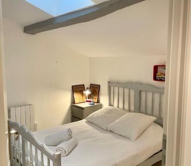 Val d'Oingt Apartment | Le Retro & Pierres Dorées