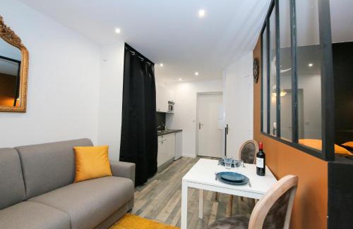 Saint-Roch - Badouillere - Chavanelle Apartment | Le Rhinocéros, T1 hypercentre chic et cosy, Wifi par SOVALFI