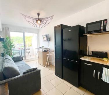 Royan Apartment | Le Rivage, Balcon & Wifi en Centre-ville, Royan