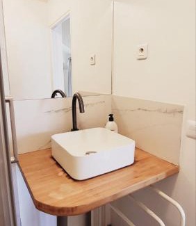 Le Plessis-Robinson Apartment | Le RivetStud à 20 min Paris