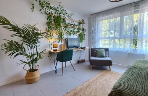 Moussy-le-Neuf Apartment | LE RIVIERA - Roissy CDG - Parc Astérix - Paris
