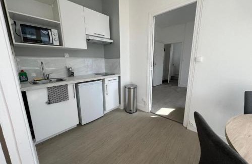Quartier Saint-Clement - Jardin des Plantes Apartment | Le Robespierre
