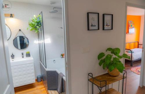 Cronenbourg Est Apartment | Le Roble - 5 min du centre de Strasbourg