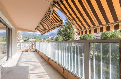 Embrun Apartment | Le Roc dEmbrun - proche Lac de Serre-Ponçon