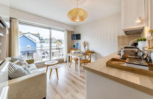 Parame Apartment | Le Rochebonne - Vue mer - Cosy et rénové - Plage
