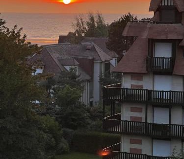 Tourgeville Apartment | Le Roof Top-Apt T4-Proche Mer et Centre Ville