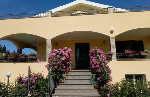 Olmedo Apartment | Le Rose