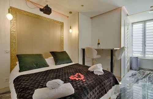 Villeneuve-Saint-Georges Apartment | Le Royal Jacuzzi