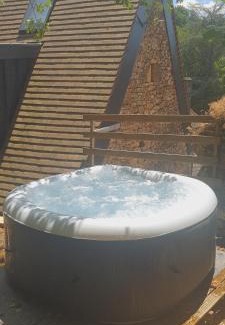 Carsac-Aillac House | Le séchoir, gite du XVIII siècle, jacuzzi privatif