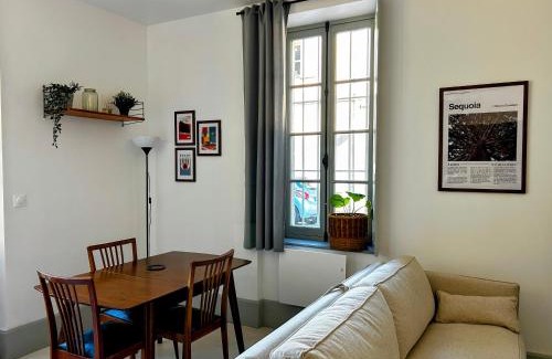 Autun Apartment | Le Séquoia