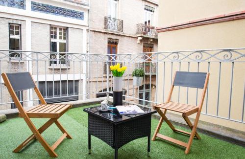 Saint - Aubin - Dupuy Apartment | Le Saint-Aubin by Cocoonr