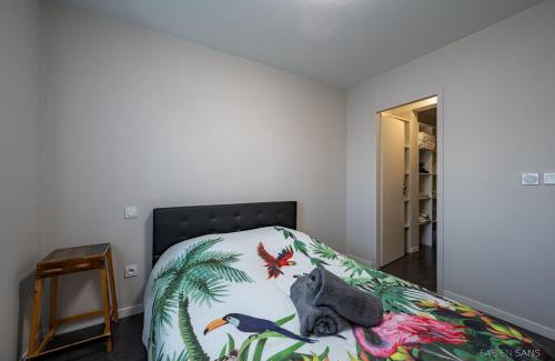 Toulouse South-East Apartment | Le Saint Exupéry - T3 Centre Ville Avec Balcon + Parking Gratuit