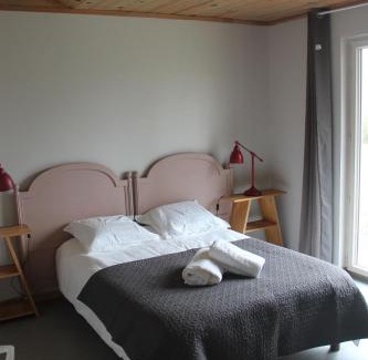 Saint-Germain-Chassenay House | Le Saint-Germain - Maison en bois en pleine nature